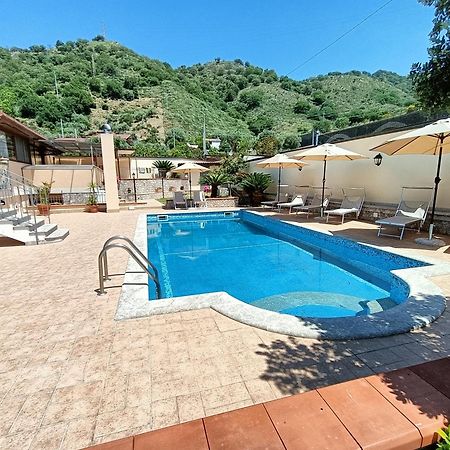 Villa Gloria Gaggi ภายนอก รูปภาพ