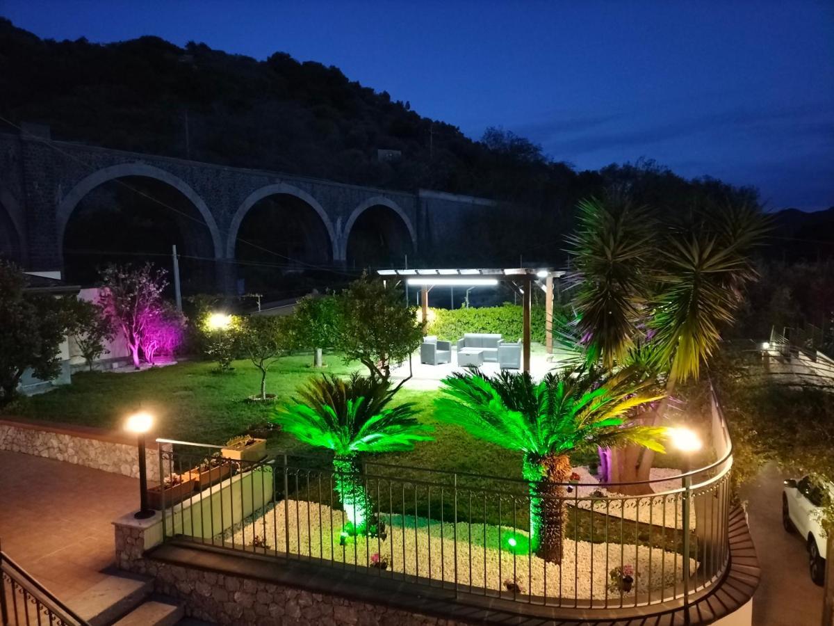 Villa Gloria Gaggi ภายนอก รูปภาพ