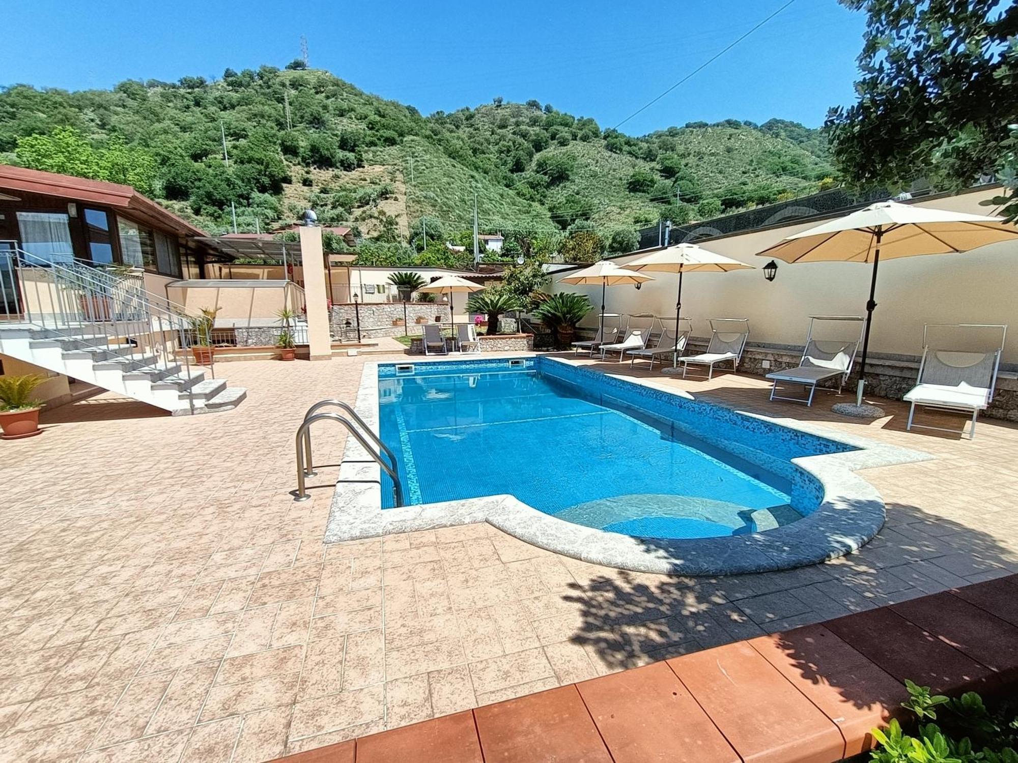Villa Gloria Gaggi ภายนอก รูปภาพ